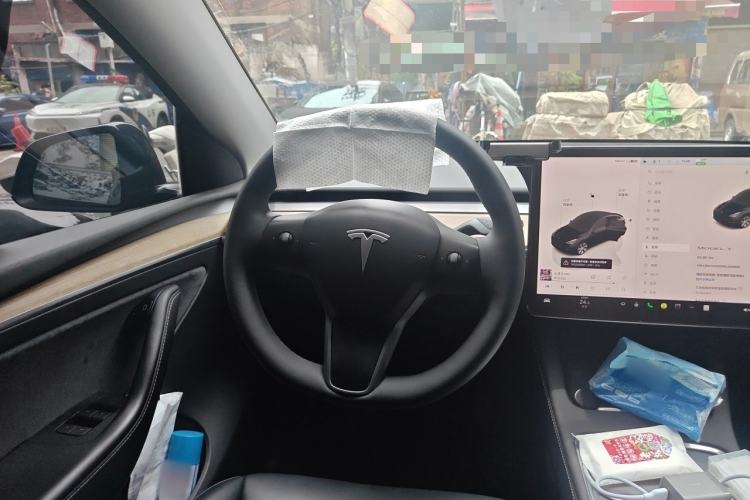 Used Tesla Model Y 2022 Rear-Wheel-Drive Version Steering Wheel