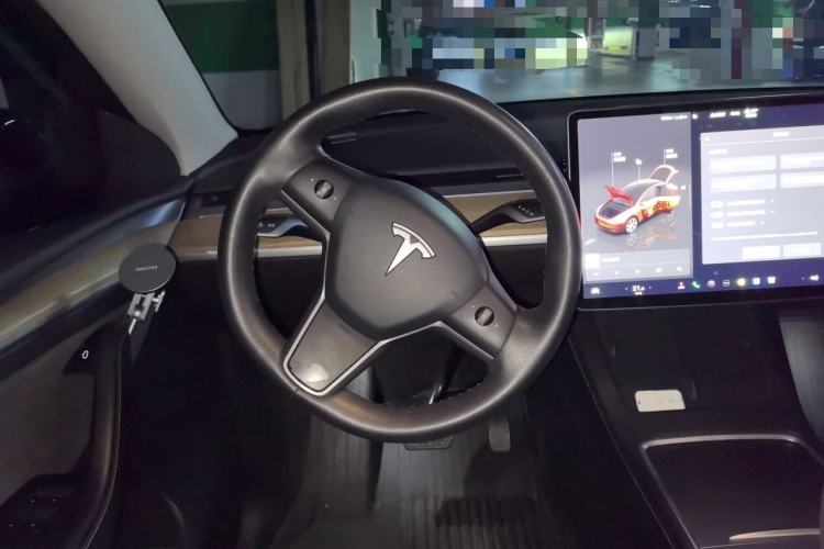 Used Tesla Model Y 2022 Rear-Wheel-Drive Version Steering Wheel