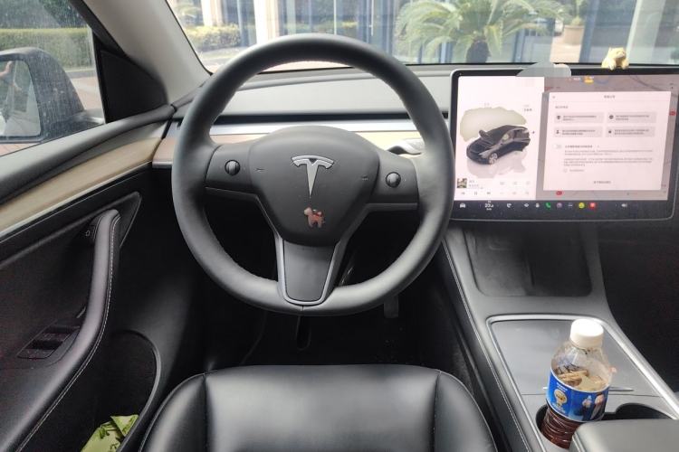 Used Tesla Model Y 2022 Revised Version Rear-Wheel Drive Steering Wheel
