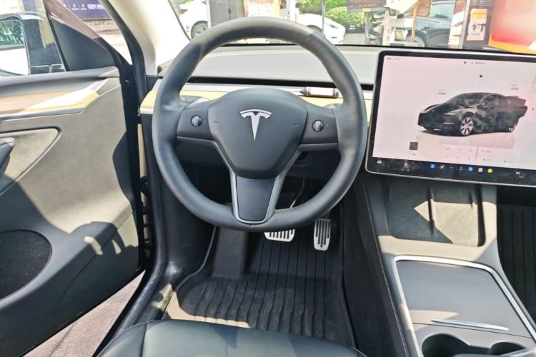 Used Tesla Model Y 2022 Revised Version Rear-Wheel Drive Steering Wheel