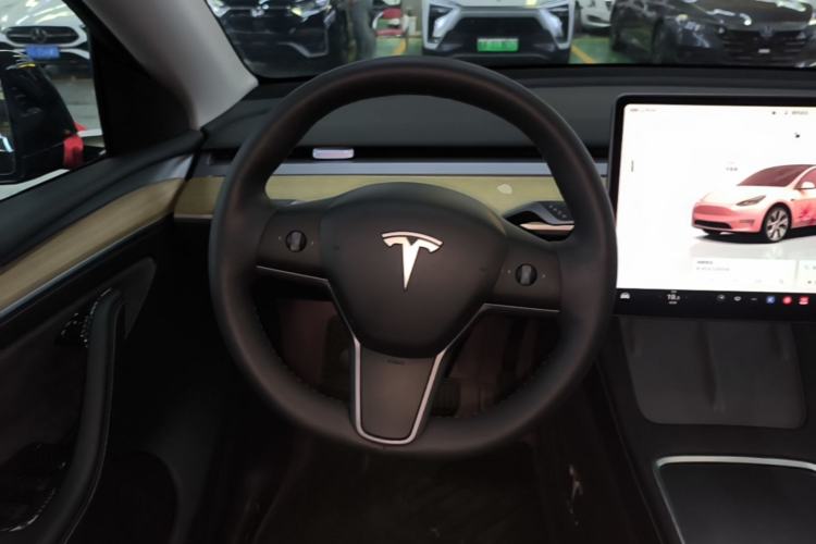 Used Tesla Model Y 2022 Revised Version Rear-Wheel Drive Steering Wheel