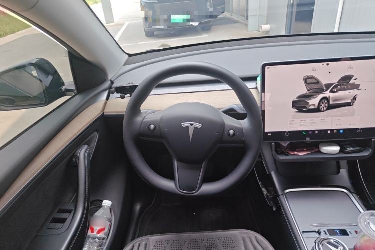 Used Tesla Model Y 2022 Revised Version Rear-Wheel Drive Steering Wheel