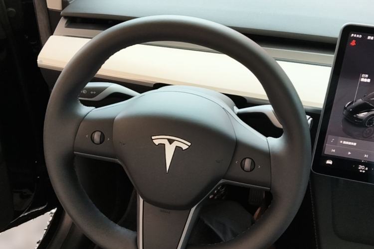 Used Tesla Model Y 2022 Revised Version Long-Range All-Wheel Drive Steering Wheel