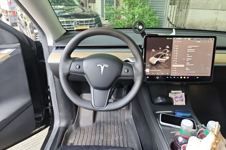 Used Tesla Model Y 2022 Revised Version Rear-Wheel Drive Steering Wheel