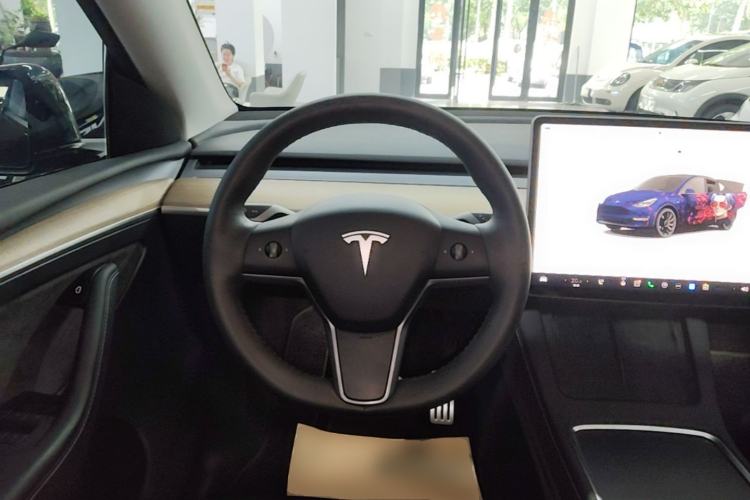 Used Tesla Model Y 2022 Performance High-Performance All-Wheel-Drive Version Steering Wheel
