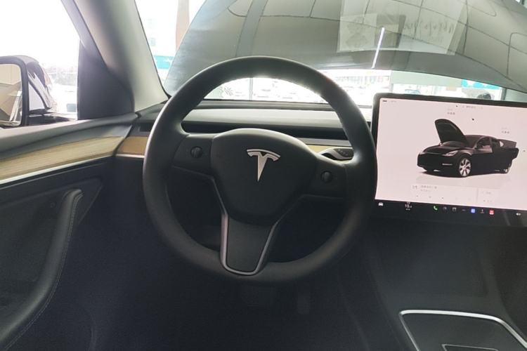 Used Tesla Model Y 2022 Revised Version Rear-Wheel Drive Steering Wheel