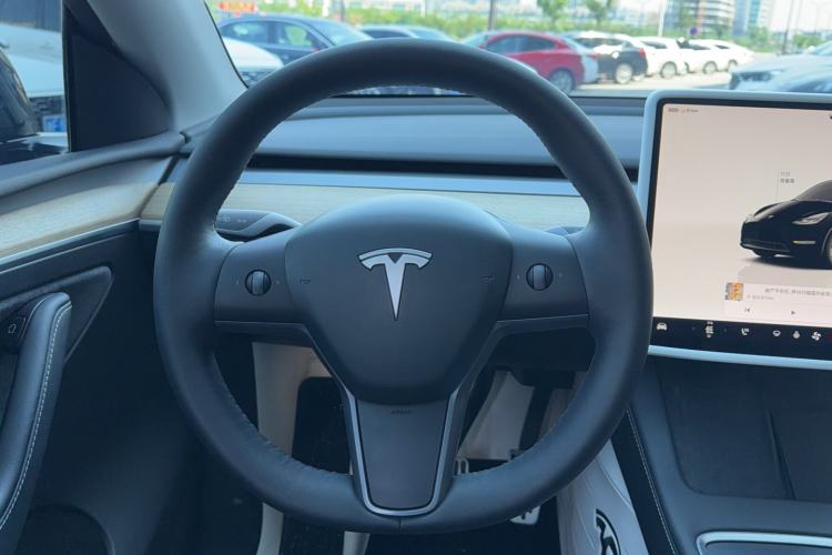 Used Tesla Model Y 2022 Revised Version Rear-Wheel Drive Steering Wheel