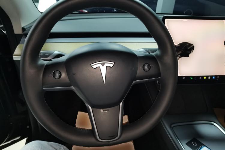 Used Tesla Model Y 2022 Revised Version Rear-Wheel Drive Steering Wheel