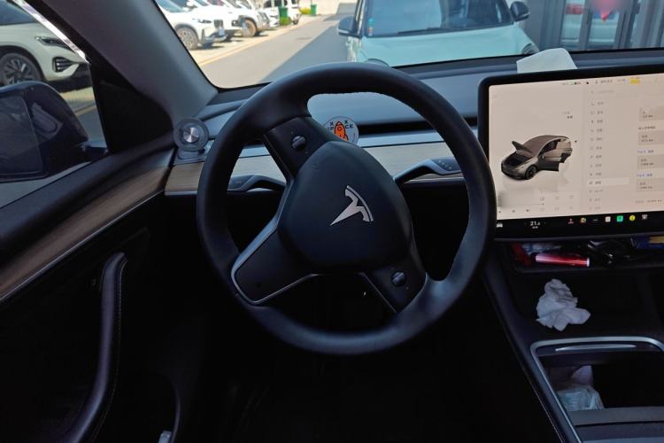 Used Tesla Model Y 2022 Revised Version Rear-Wheel Drive Steering Wheel