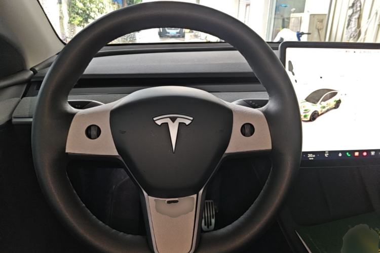 Used Tesla Model Y 2022 Rear-Wheel-Drive Version Steering Wheel
