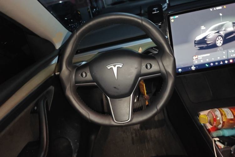Used Tesla Model Y 2022 Revised Version Rear-Wheel Drive Steering Wheel