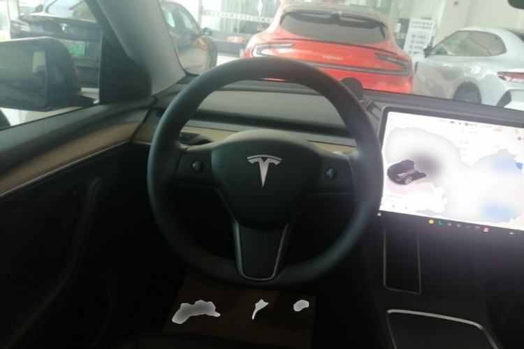 Used Tesla Model Y 2022 Revised Version Rear-Wheel Drive Steering Wheel