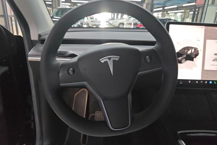 Used Tesla Model Y 2022 Revised Version Long-Range All-Wheel Drive Steering Wheel