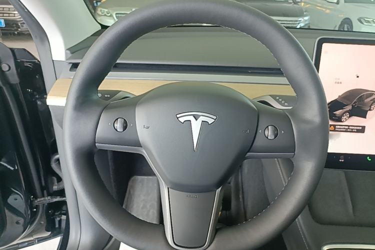 Used Tesla Model Y 2022 Revised Version Long-Range All-Wheel Drive Steering Wheel