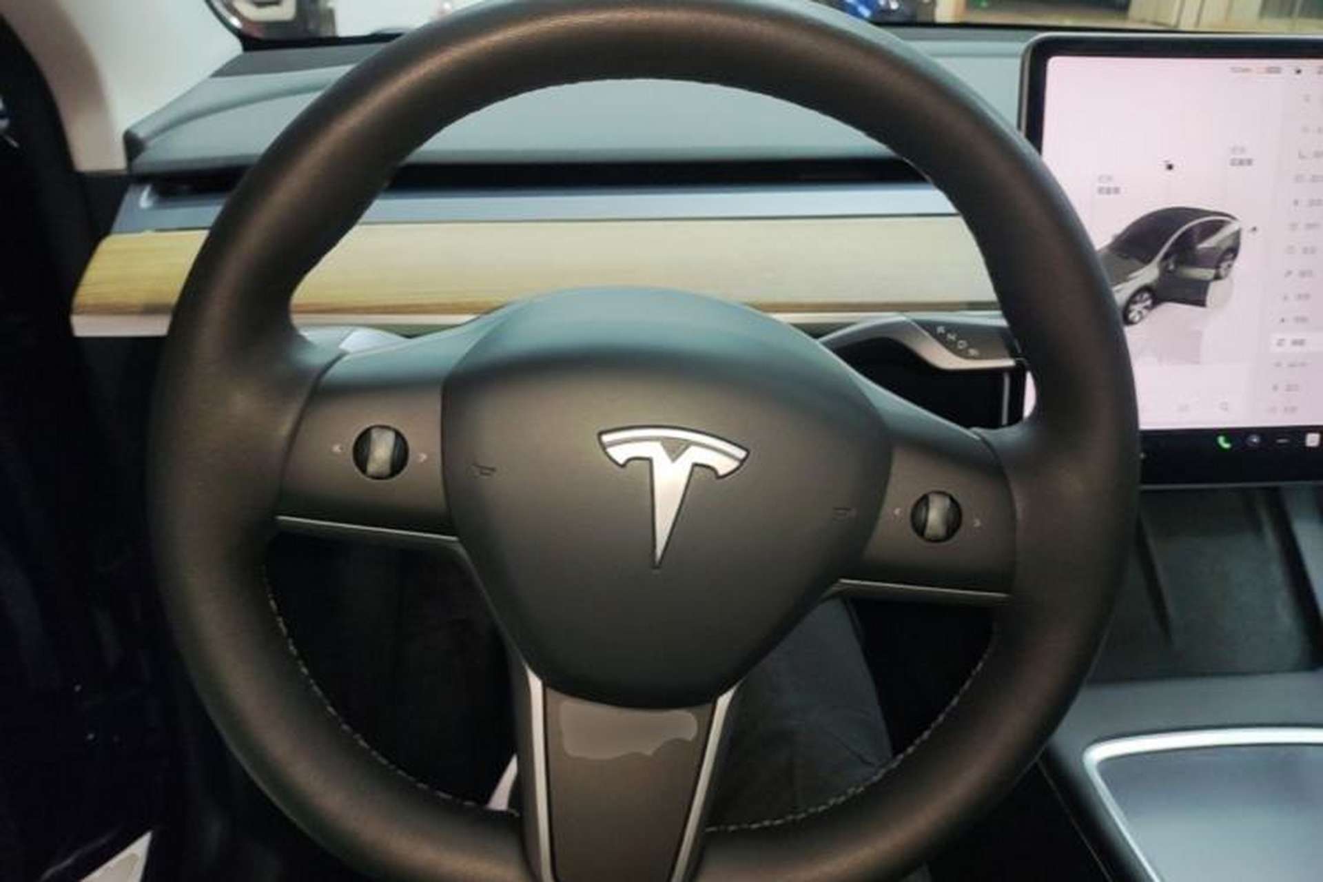 Used Tesla Model Y 2022 Rear-Wheel-Drive Version Steering Wheel