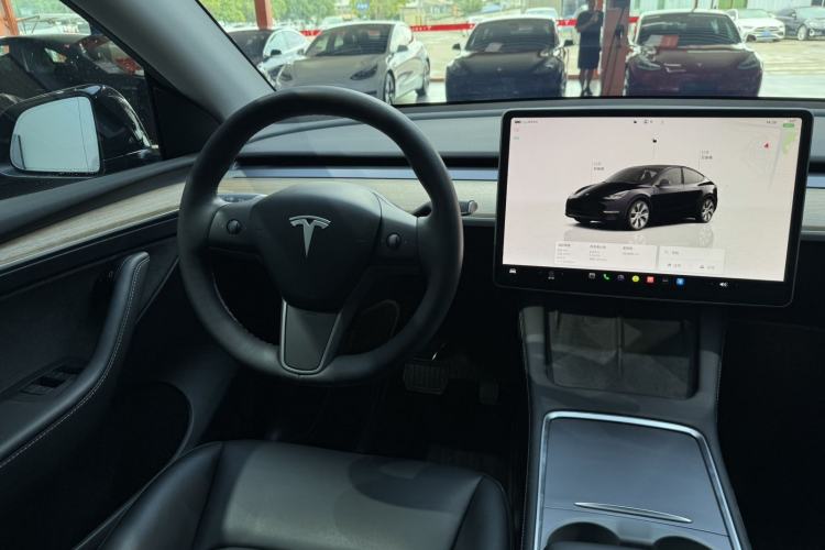 Used Tesla Model Y 2022 Rear-Wheel-Drive Version Steering Wheel