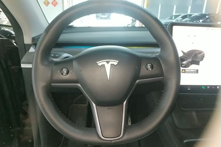 Used Tesla Model Y 2022 Revised Version Long-Range All-Wheel Drive Steering Wheel