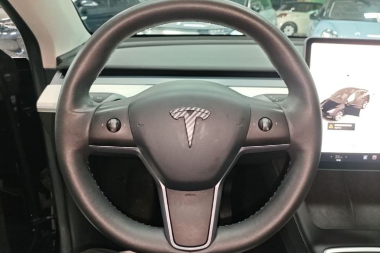 Used Tesla Model Y 2022 Revised Version Long-Range All-Wheel Drive Steering Wheel