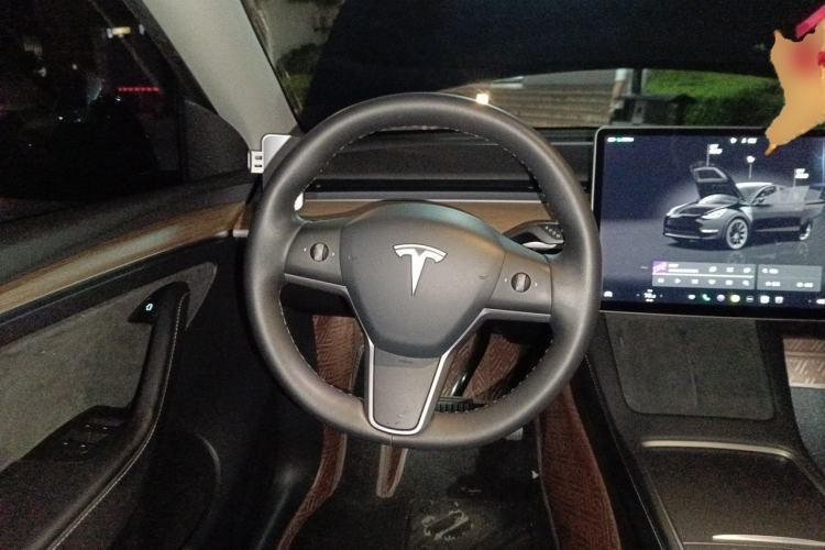Used Tesla Model Y 2022 Rear-Wheel-Drive Version Steering Wheel