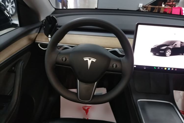 Used Tesla Model Y 2022 Revised Version Rear-Wheel Drive Steering Wheel