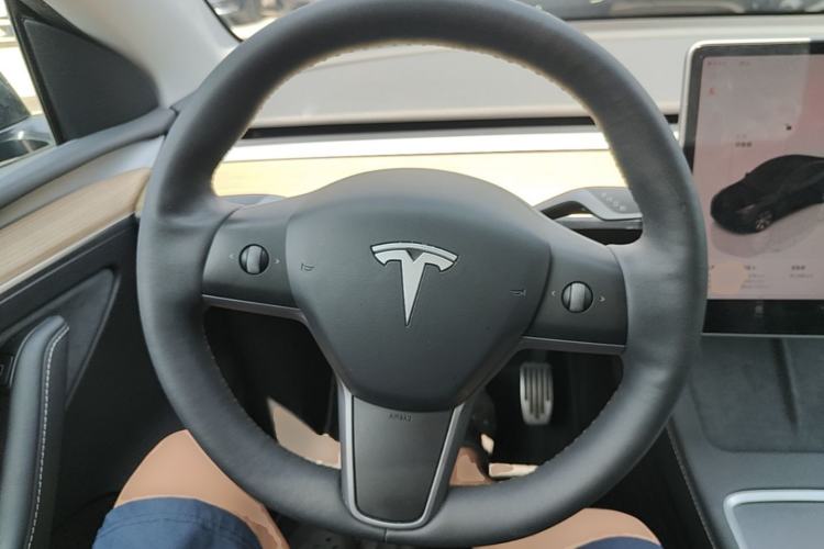 Used Tesla Model Y 2022 Revised Version Rear-Wheel Drive Steering Wheel