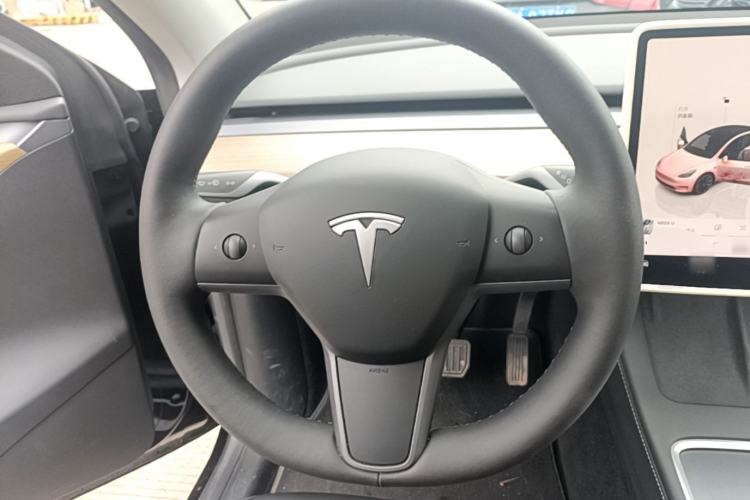 Used Tesla Model Y 2022 Revised Version Rear-Wheel Drive Steering Wheel