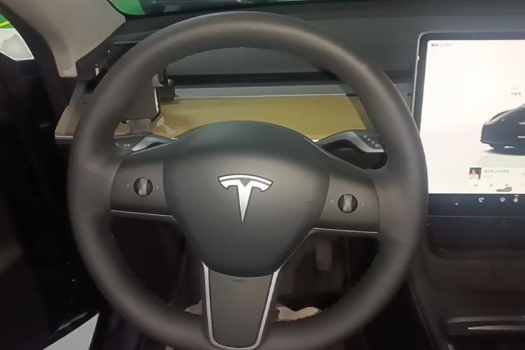 Used Tesla Model Y 2022 Revised Version Rear-Wheel Drive Steering Wheel