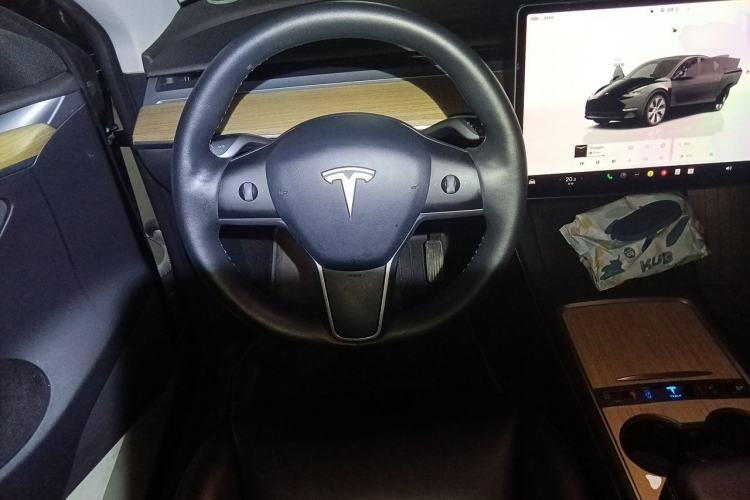 Used Tesla Model Y 2022 Revised Version Long-Range All-Wheel Drive Steering Wheel