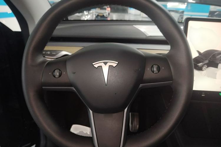 Used Tesla Model Y 2022 Revised Version Rear-Wheel Drive Steering Wheel