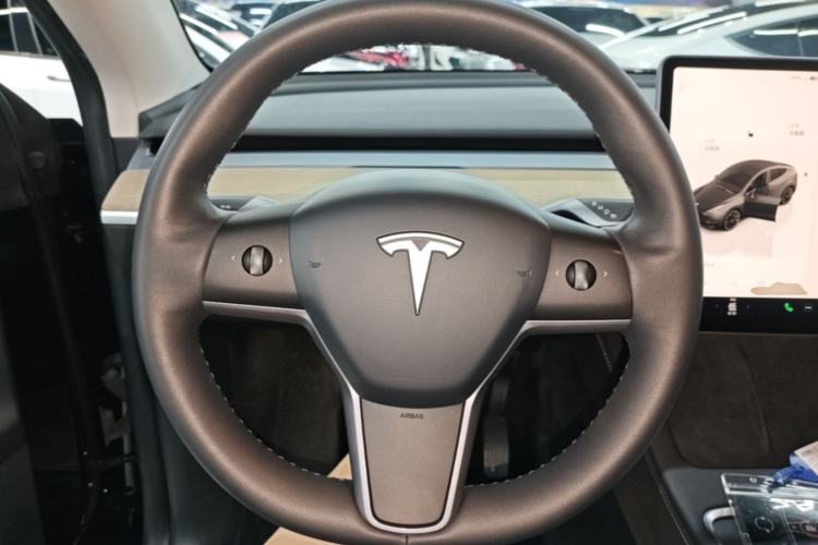 Used Tesla Model Y 2022 Revised Version Rear-Wheel Drive Steering Wheel