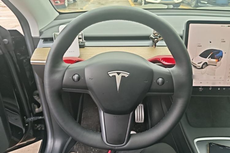 Used Tesla Model Y 2022 Revised Version Long-Range All-Wheel Drive Steering Wheel