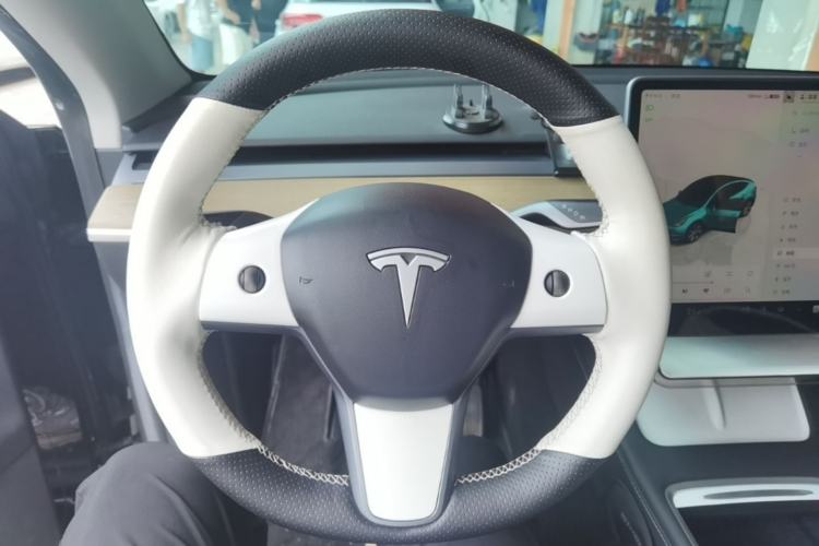 Used Tesla Model Y 2022 Revised Version Rear-Wheel Drive Steering Wheel