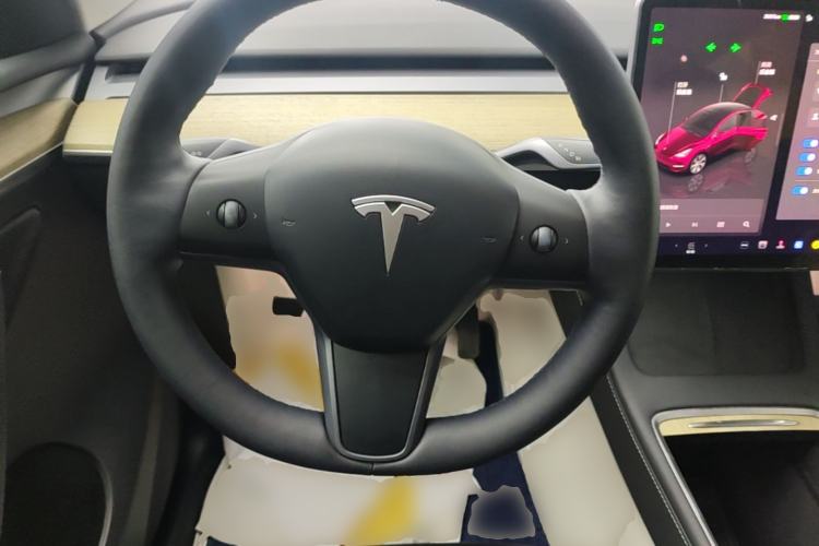 Used Tesla Model Y 2022 Revised Version Rear-Wheel Drive Steering Wheel