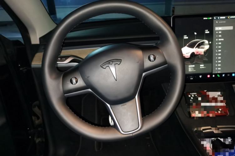 Used Tesla Model Y 2022 Performance High-Performance All-Wheel-Drive Version Steering Wheel
