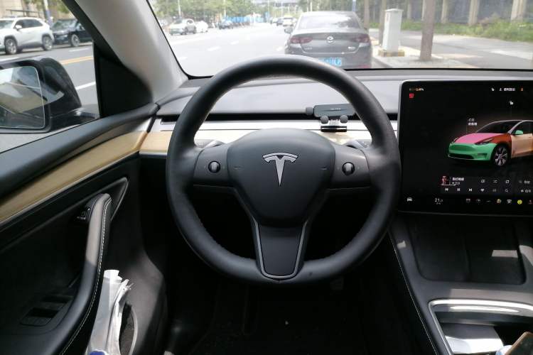 Used Tesla Model Y 2022 Revised Version Rear-Wheel Drive Steering Wheel
