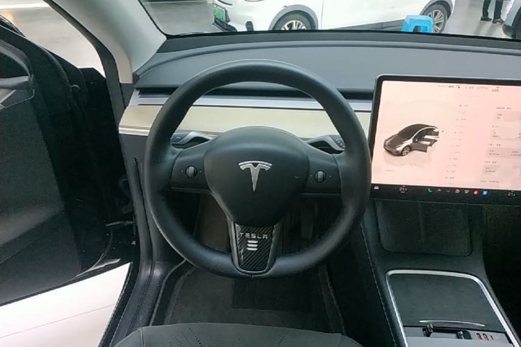Used Tesla Model Y 2022 Revised Version Rear-Wheel Drive Steering Wheel