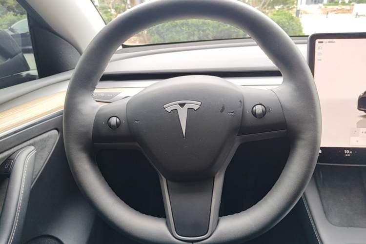 Used Tesla Model Y 2022 Revised Version Rear-Wheel Drive Steering Wheel