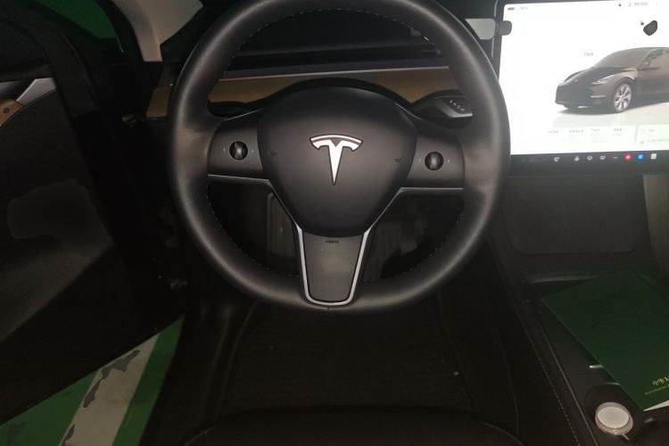 Used Tesla Model Y 2022 Revised Version Rear-Wheel Drive Steering Wheel