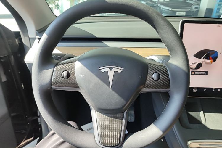 Used Tesla Model Y 2022 Revised Version Long-Range All-Wheel Drive Steering Wheel