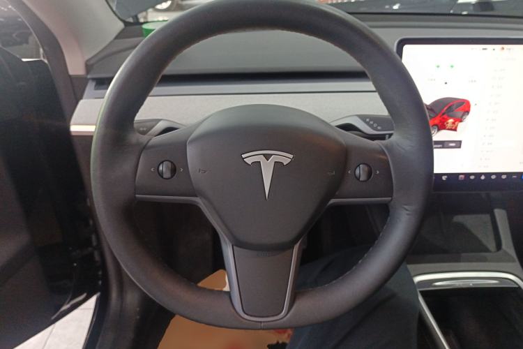 Used Tesla Model Y 2022 Revised Version Rear-Wheel Drive Steering Wheel