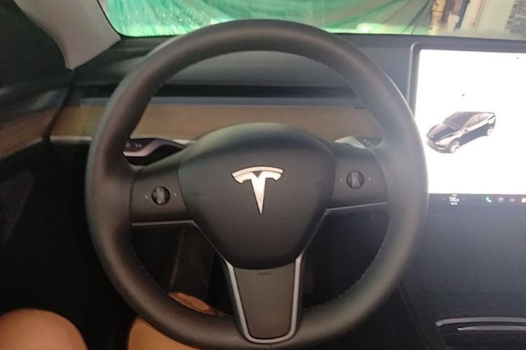 Used Tesla Model Y 2022 Rear-Wheel-Drive Version Steering Wheel