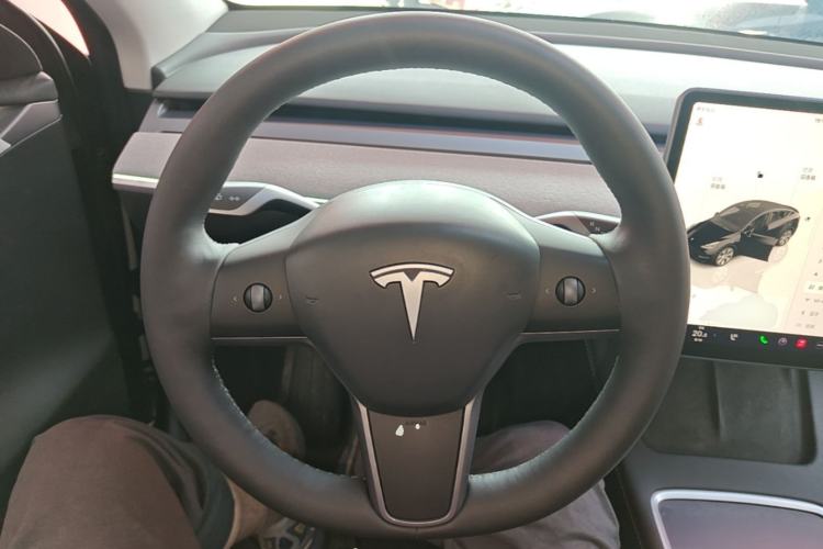 Used Tesla Model Y 2022 Revised Version Rear-Wheel Drive Steering Wheel