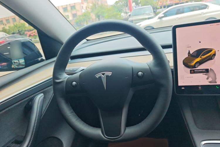 Used Tesla Model Y 2022 Revised Version Rear-Wheel Drive Steering Wheel