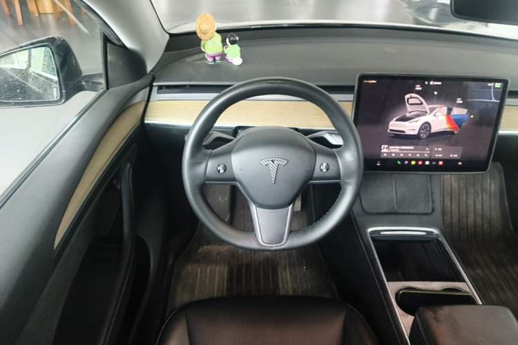Used Tesla Model Y 2022 Revised Version Rear-Wheel Drive Steering Wheel
