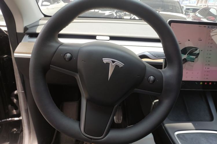Used Tesla Model Y 2022 Revised Version Rear-Wheel Drive Steering Wheel