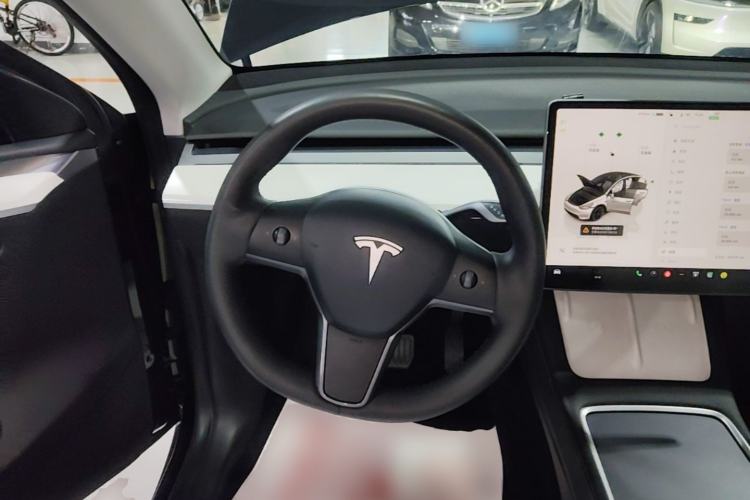 Used Tesla Model Y 2022 Revised Version Rear-Wheel Drive Steering Wheel