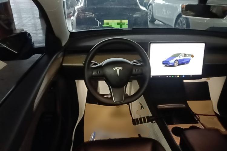 Used Tesla Model Y 2022 Revised Version Rear-Wheel Drive Steering Wheel