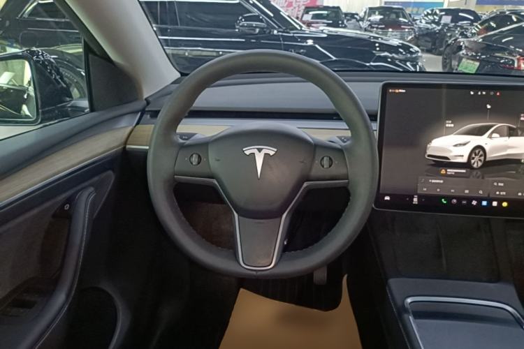 Used Tesla Model Y 2022 Revised Version Rear-Wheel Drive Steering Wheel