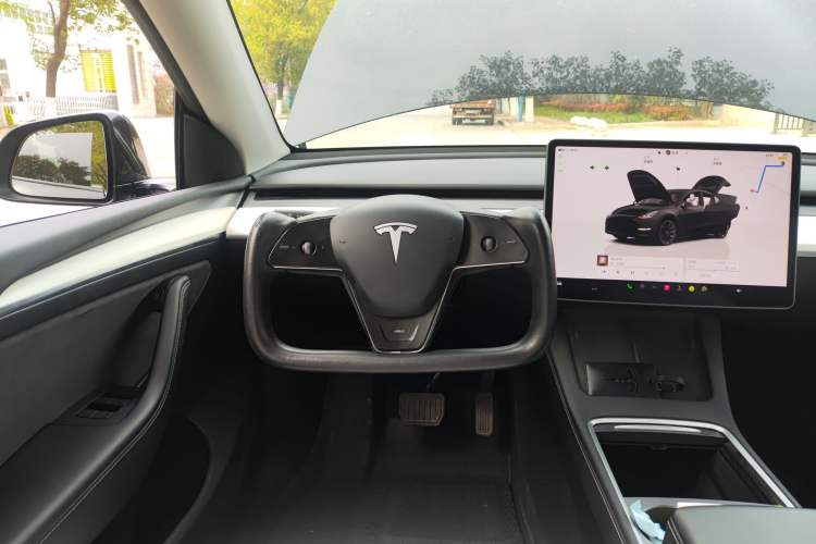 Used Tesla Model Y 2022 Revised Version Rear-Wheel Drive Steering Wheel