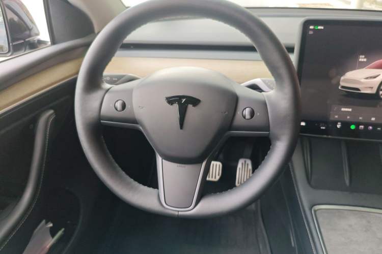 Used Tesla Model Y 2022 Rear-Wheel-Drive Version Steering Wheel